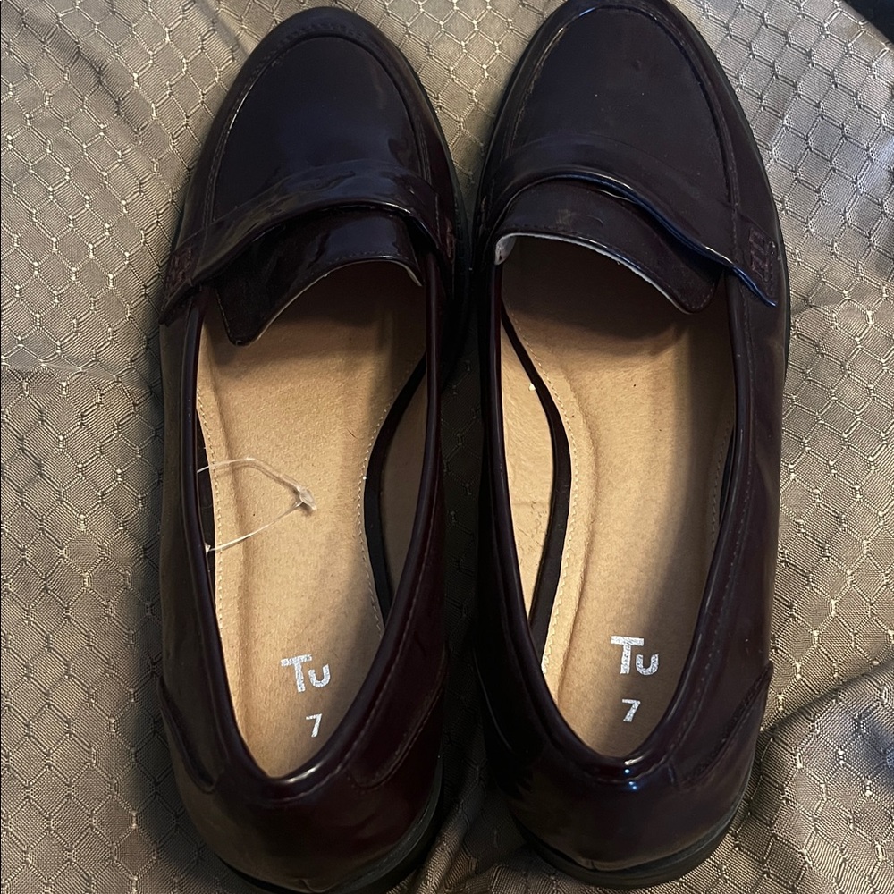 New Women's Burgundy Brown Loafers